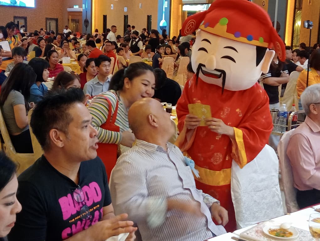 《爱我国光艺起来》筹款晚会 成功筹得44万5000