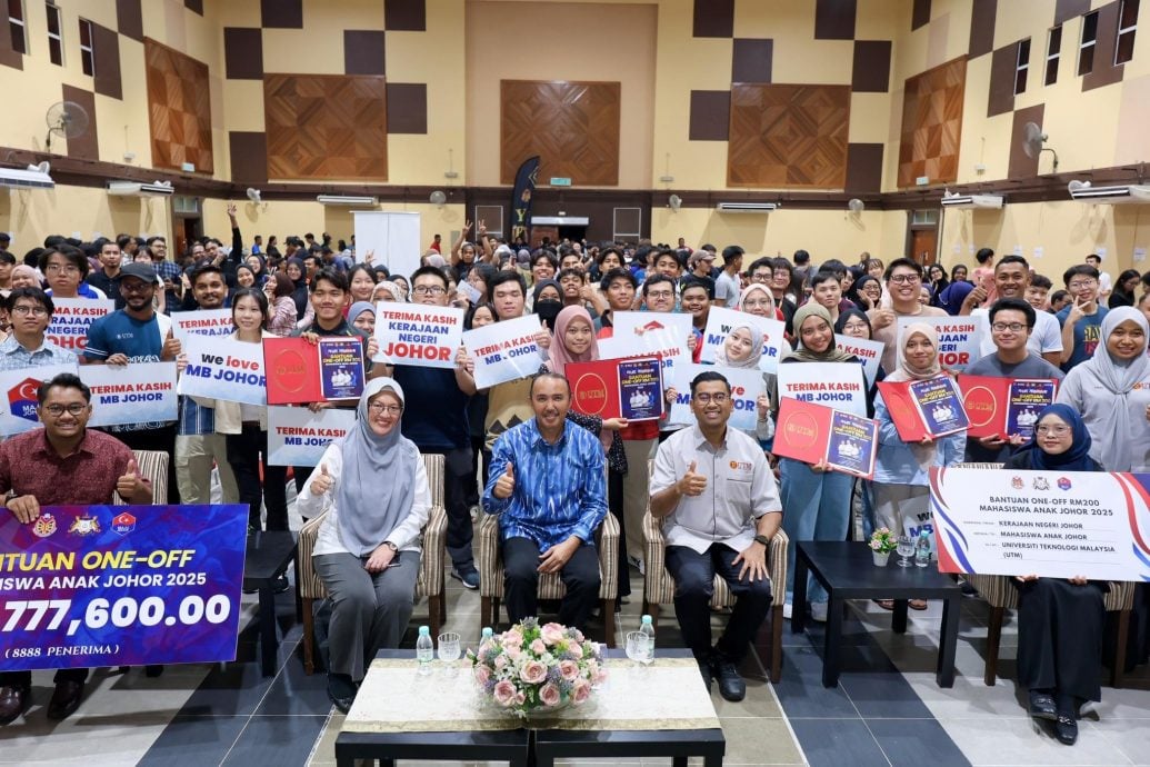 已签发 柔：州政府发放177万7600令吉援助 8888名大学生受惠