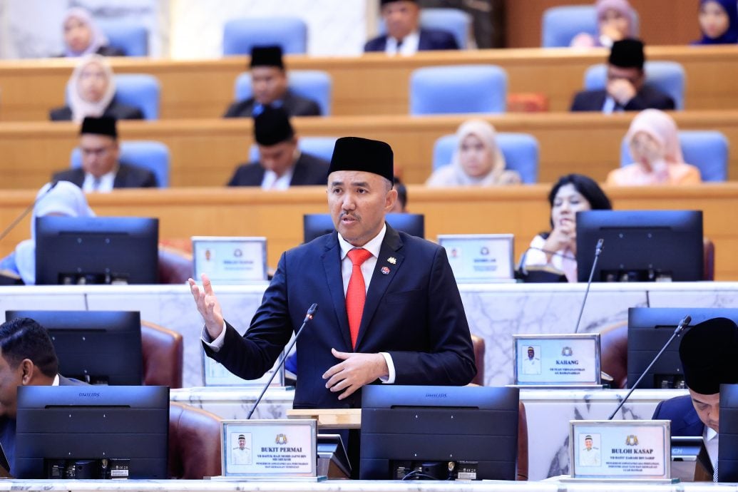 已签发 柔：州议会文一：嘉福尼：州政府2026年将累积交付500个柔佛关怀房屋单位