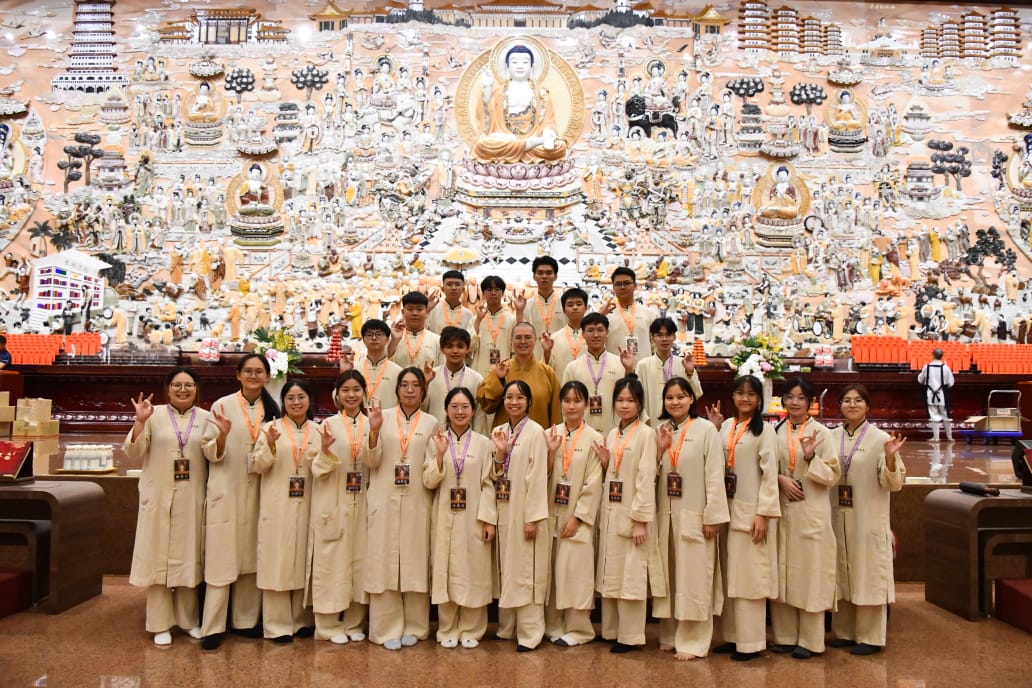 已签发 柔：新山佛光青年办佛学生活营 25大专生体验古老智慧