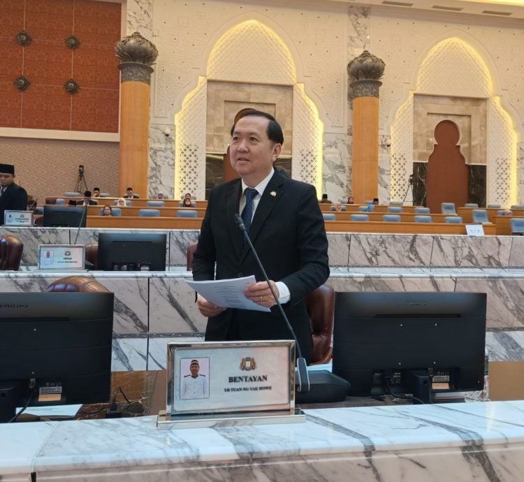 已签发 柔:柔州议会下半场文三:黄益豪:建议柔佛关怀援助金,结合现金和消费券发放