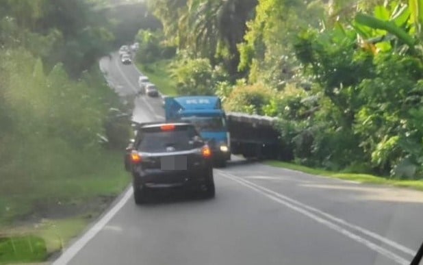 已签发 柔：版二头：太子城通往士乃机场捷径限高，嘉福尼：土地属联邦政府出租士乃机场