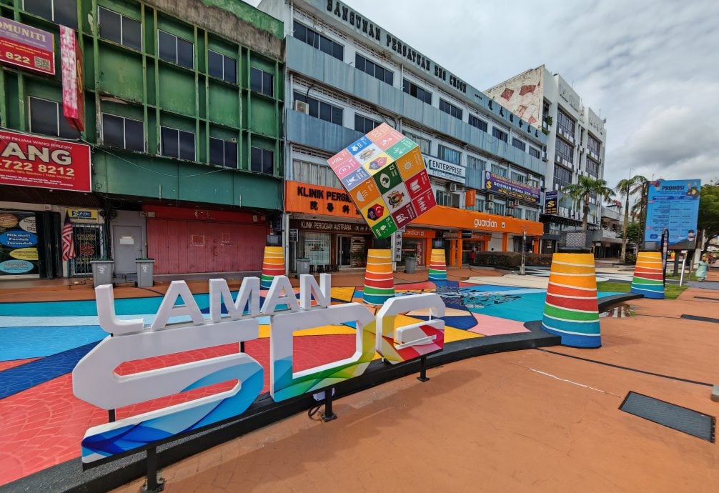 已签发 柔:版头之一:峇市会配合旅游年美化景点,神庙列入文化景点