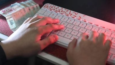 17名男女涉钱骡诈骗被捕 涉案总额逾160万新元