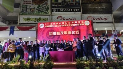 姚文春吁地方政府倾听小贩声音 制定更友善政策助成长