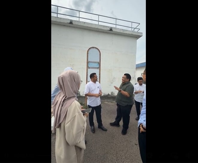 已签发 柔：第三版头：柔佛河污染致柔南区制水 | 29万户120万人口受影响 州政府：柔佛河拟宪报为主要水源保护区