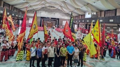 传统南狮小狮王校际赛    130学生秀技艺