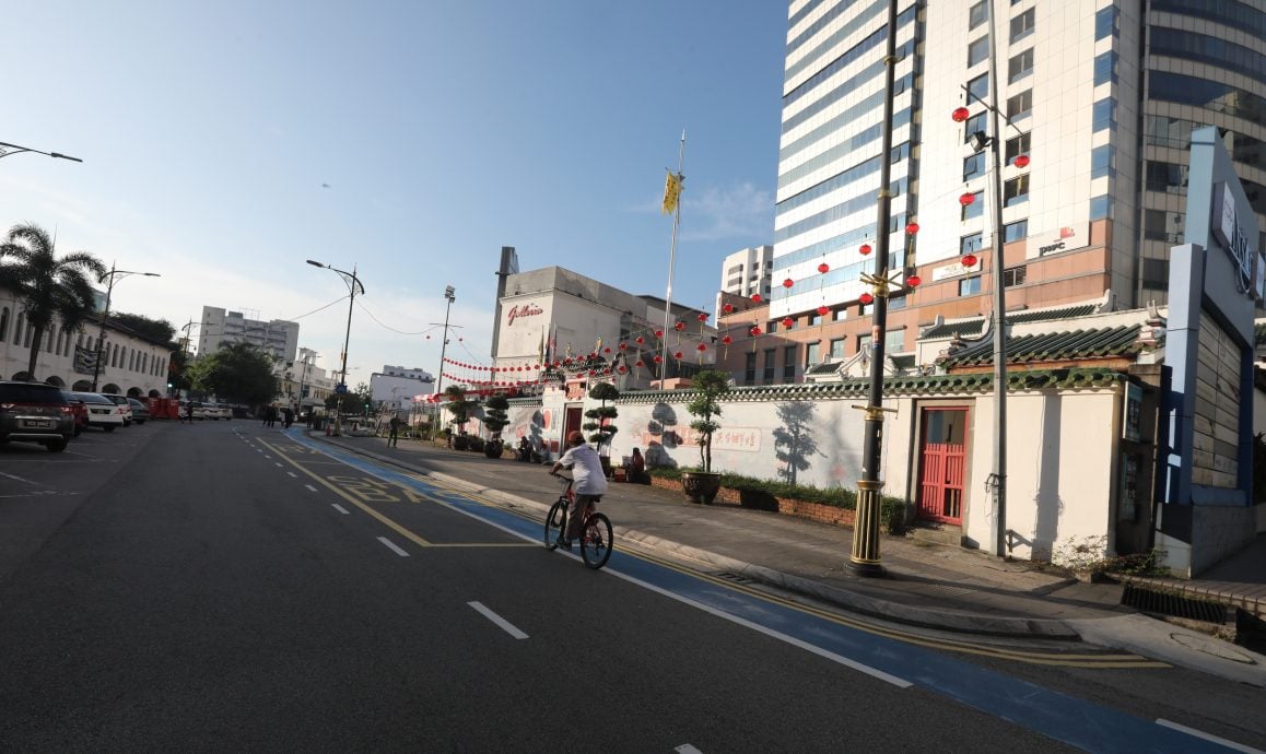 **已签发**柔:封面:33座建筑包括柔佛古庙 新山市厅拟宪报为“遗产建筑”