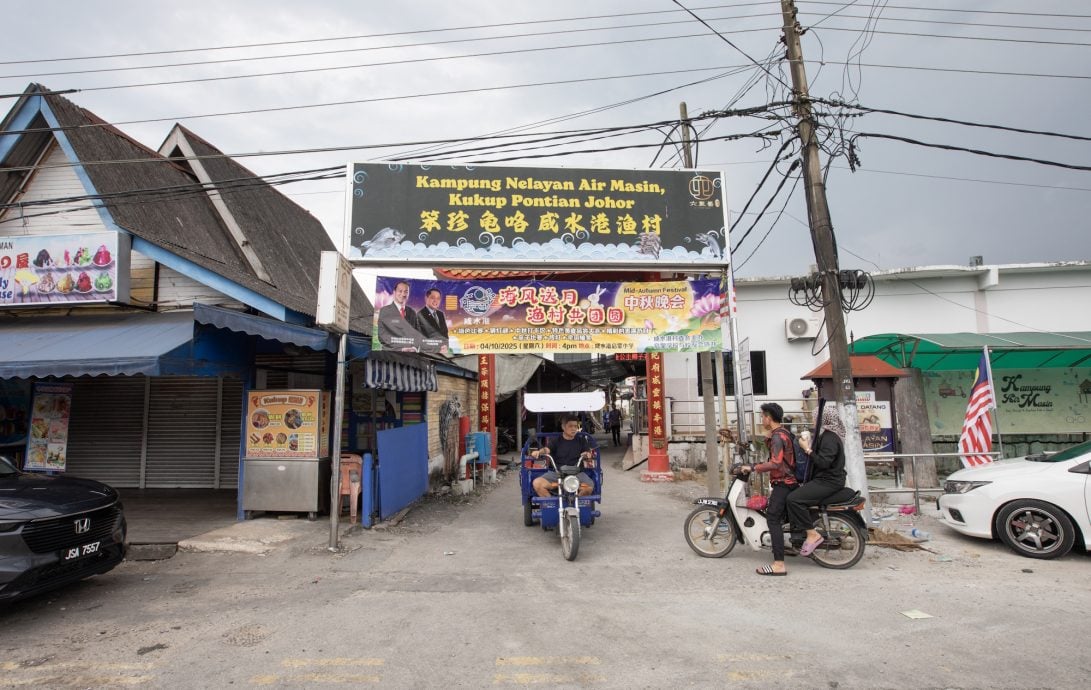 **已签发**柔：封面：这些人，那些事〡乒乓队曾叱咤风云  启蒙学校历史展览馆满满回忆