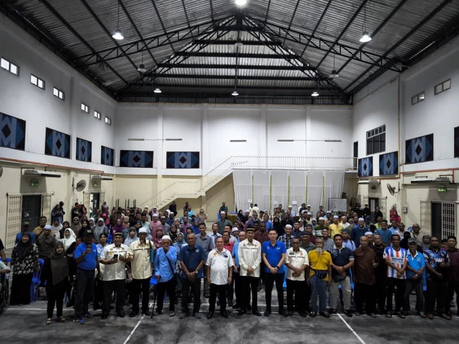 **已签发**柔：巴罗颁第七期“柔佛爱心援助”  153退伍军人受惠