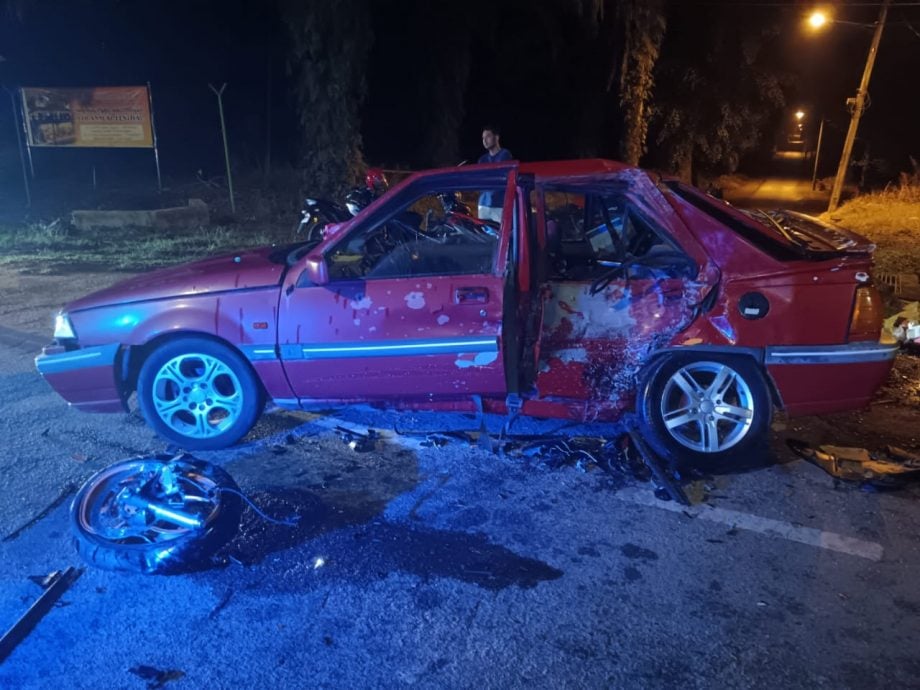 *已签发*柔:文告:汽车疑突转右 摩托车闪避不及酿1死