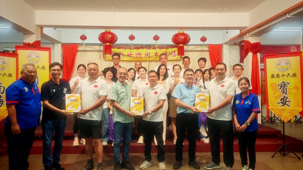 **已签发**柔：显刊：广州龙舟队访麻广肇会馆 互相交流叙乡情