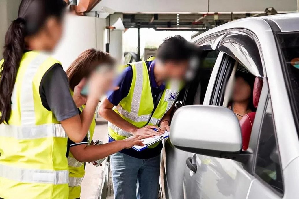 *已签发*柔:狮城二三事:再有电召车非法跨境载客 狮城陆交局捕9人