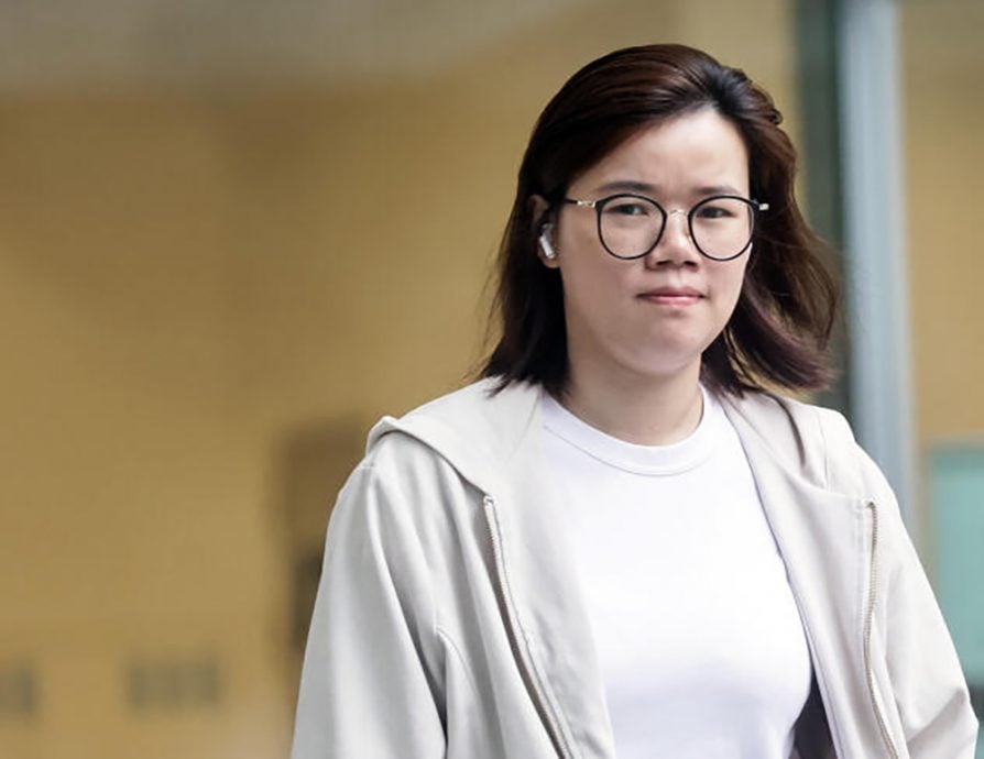 *已签发*柔：狮城二三事：幼教师虐2岁童罪成 庭上道歉称要赔偿逾6千