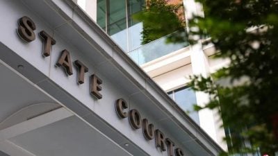 狮城重郁症青年放火烧3摊位 商家损失逾8万令吉