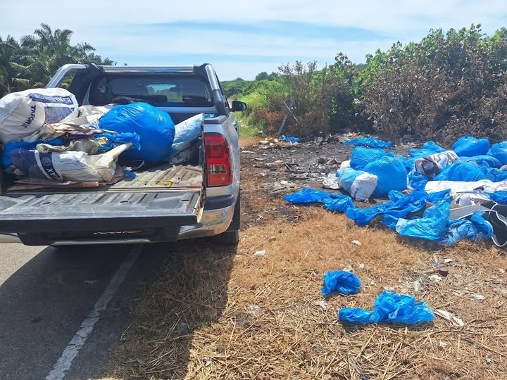 **已签发**柔：非法丢垃圾 柔固体废料机构当场逮捕司机