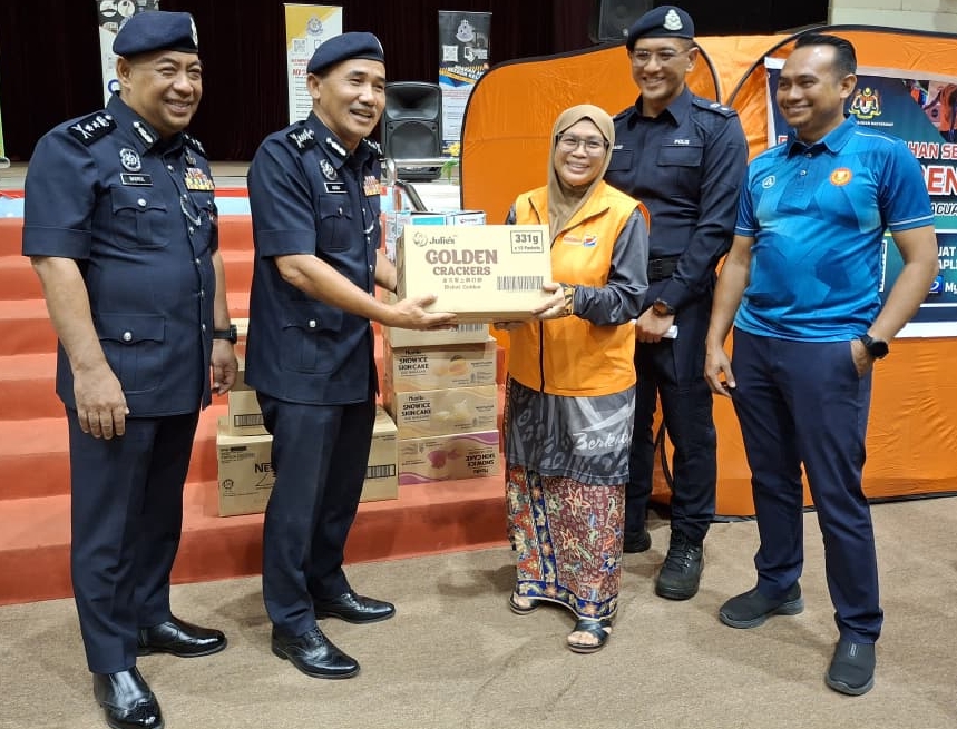 吉打警方接获671宗投报  与灾情有关 未有死亡案例