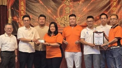 槟三条路金灵坛晚宴　为光育筹得3434令吉