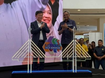 线上购物易冲动  国行总裁：会影响储蓄