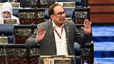 政秘发支持信推荐6承包商建医院 安华：已严厉训斥