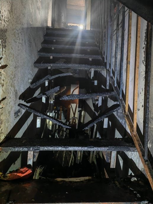 巴占一住家储藏室起火 毁楼梯房间 无人伤亡