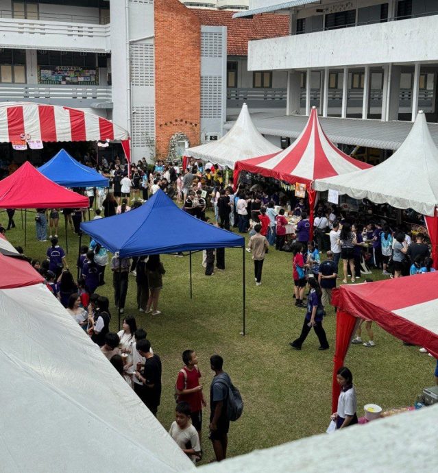 年轻人版(大北马)学海学记/柑仔园修道院中学(义卖会)