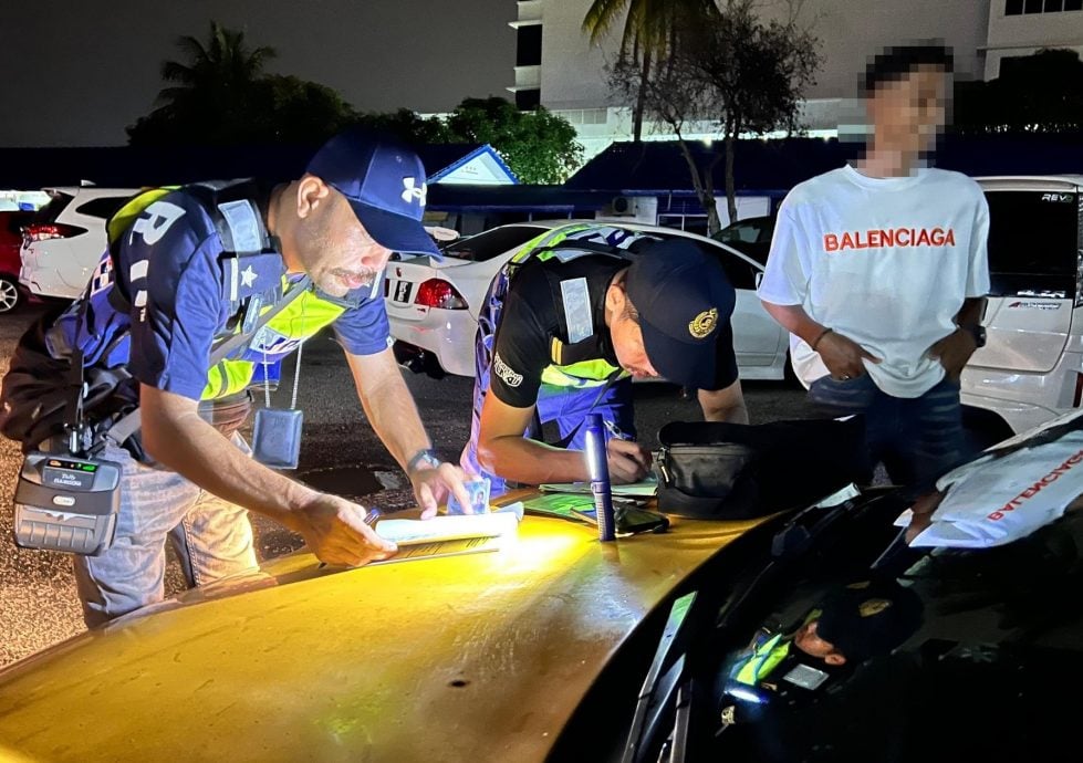 彭陆交局于关丹UTC参与联合执法行动,开出274张罚单。