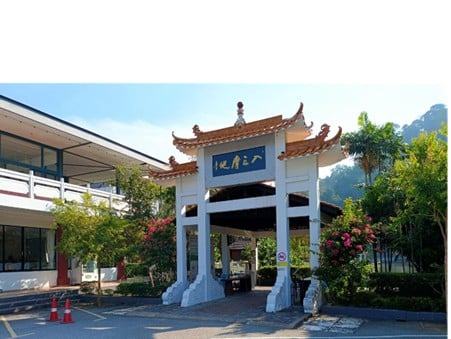 彳亍关丹 | 诵经礼佛溜达散心 万佛殿抚慰心灵