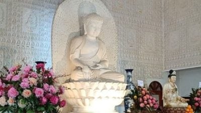 彳亍关丹 | 诵经礼佛 溜达散心   万佛殿抚慰心灵