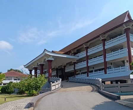 彳亍关丹 | 诵经礼佛溜达散心 万佛殿抚慰心灵