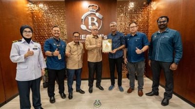 颁1354张A级卫生证书   怡市厅放眼明年增至50%