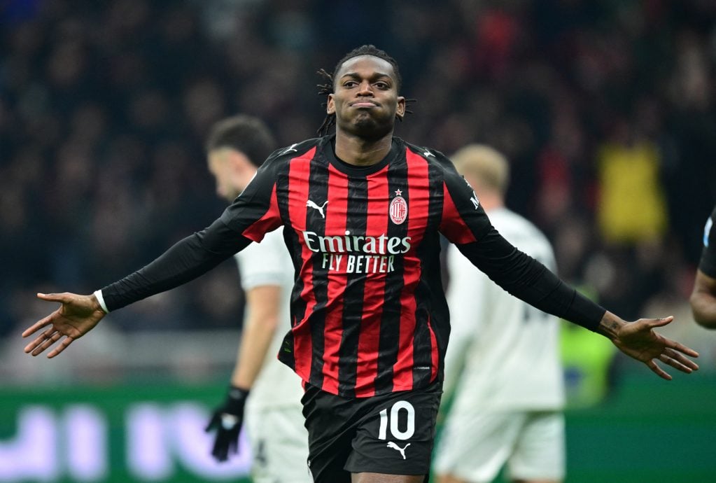 意甲|焦点战1球射落蓝鹰 米兰13轮不败暂登榜首