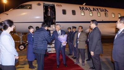 扎希：访华加强互信拓新机遇   马中合作新黄金时代