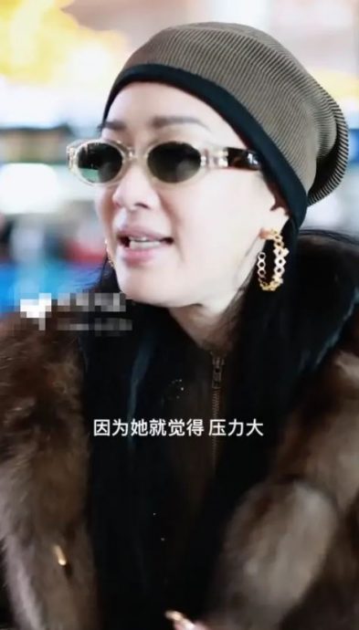担心被网暴不堪压力 锺丽缇女儿不出道 