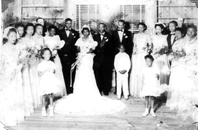 拼盘/全球最年长夫妻“加总216岁”深爱彼此 长寿秘诀曝光