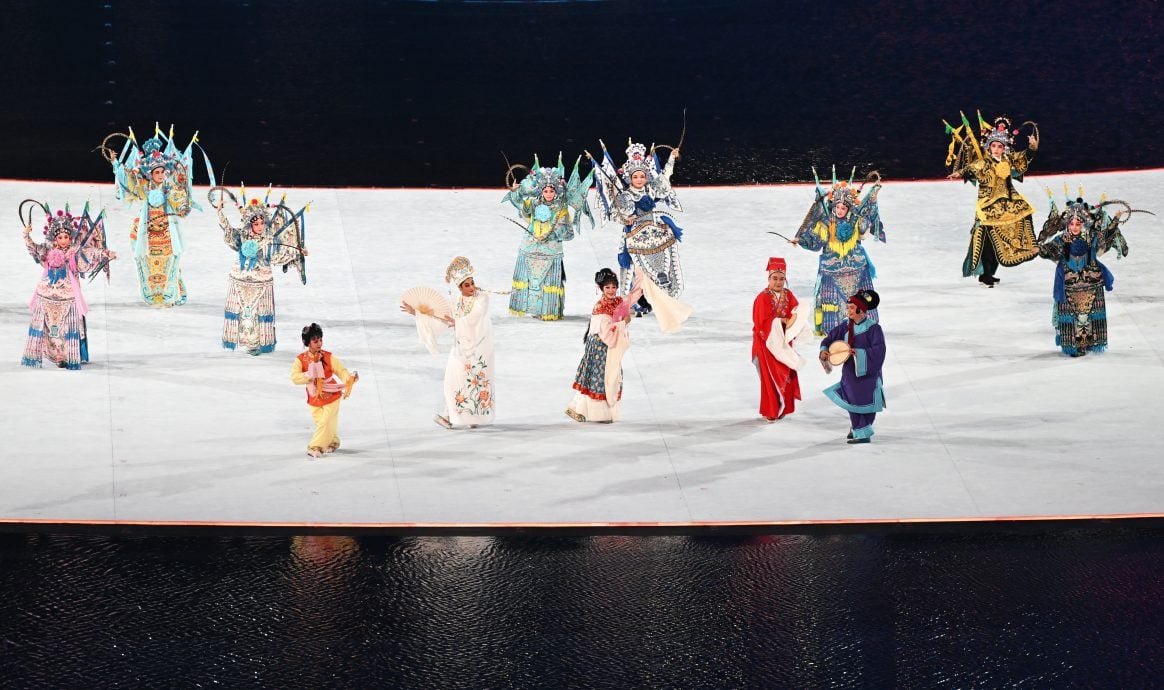 换文+换题,天下事主文)超强台“凤凰”来势汹汹 半径恐几乎覆盖整个菲律宾