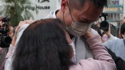 当局提供遗体照供辨认  家属认尸 崩溃痛哭 