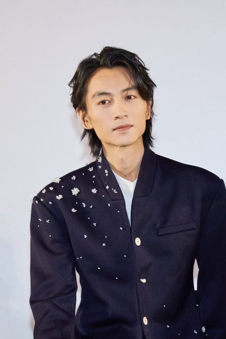 新剧与前妻陈妍希对打 陈晓出席活动现瘦脱相