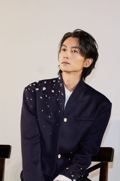 新剧与前妻陈妍希对打 陈晓出席活动现瘦脱相