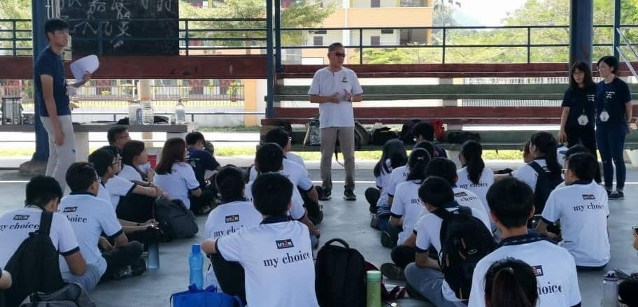 新村美化动起来/:18日见报∕新咖啡山新村 种咖啡树推动发展