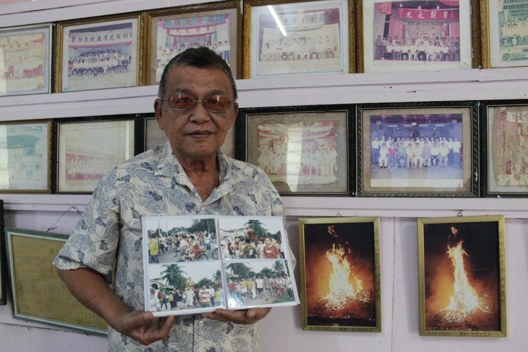 新村美化动起来/:18日见报∕新咖啡山新村 种咖啡树推动发展