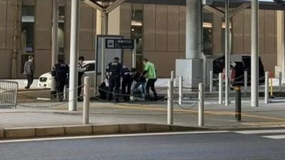 日本关西机场发生意外 中国男游客坠亡原因待查