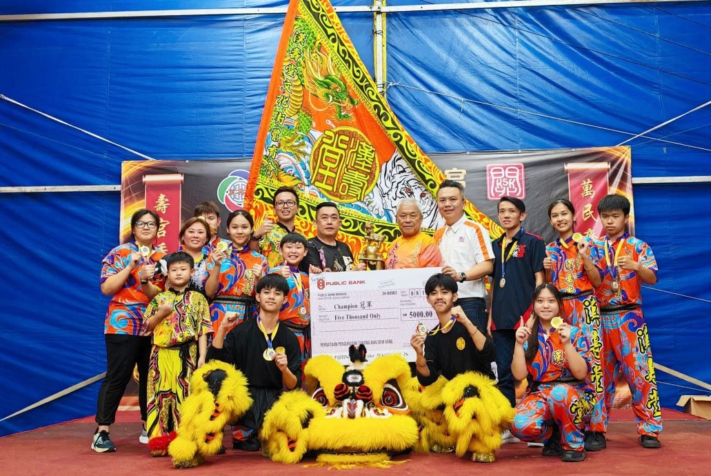 早报头-大都会：仁嘉隆万寿宫60周年庆，举办全国夜光龙暨高桩舞狮邀请赛