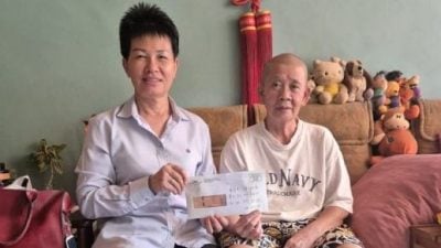 2周筹逾1.3万善款 癌妇不愁车费了