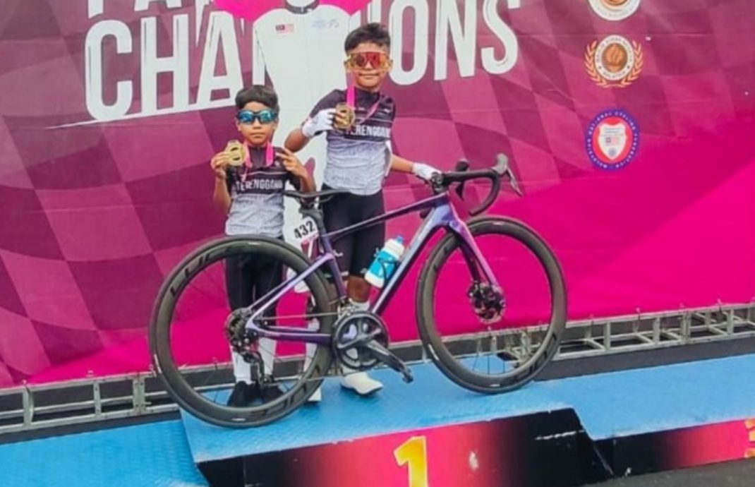 暖势力//年龄不是障碍 小小骑手展现骑行天赋