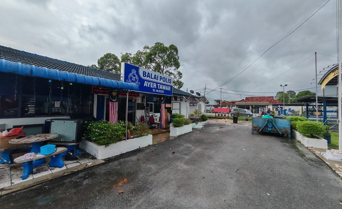 曼绒水灾｜警动员清理灾后警局 盼尽快恢复服务