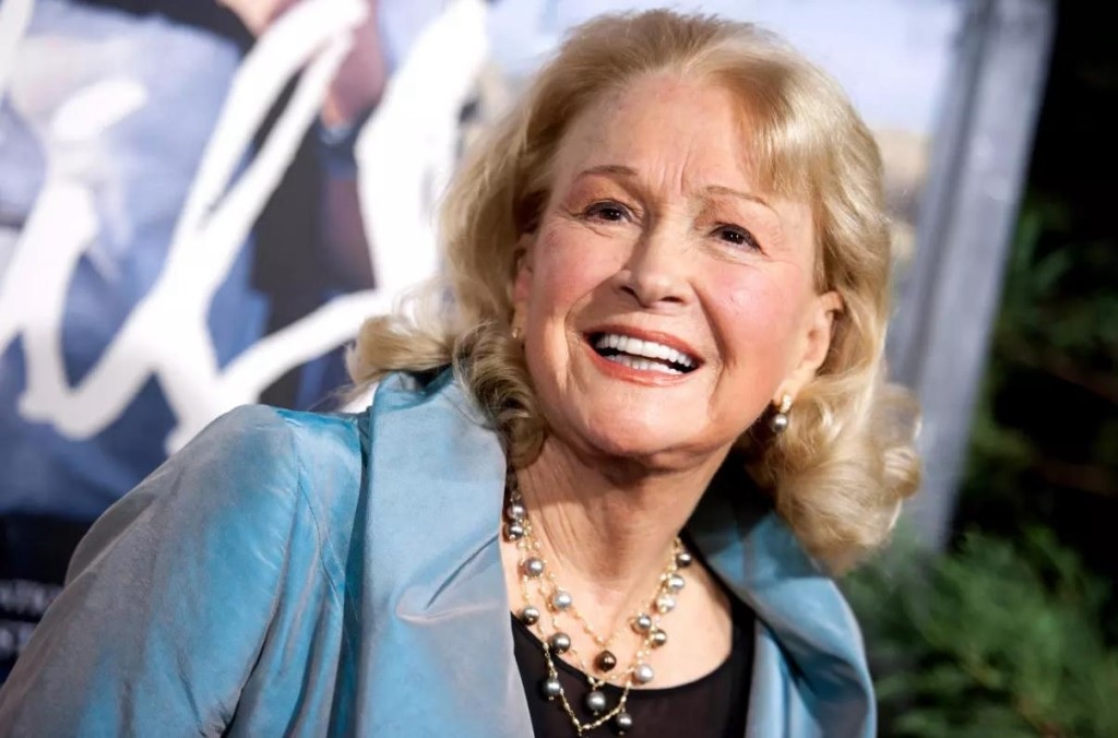 曾与女儿双双入围奥斯卡 89岁黛安拉德家中辞世