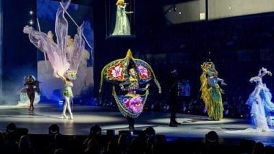 月亮风筝服夺冠 扬威国际