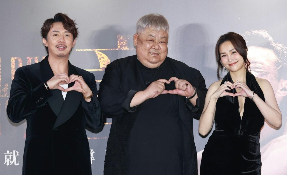 林雪爆粗否认欠人钱 火星重提成龙欠薪拒说真话