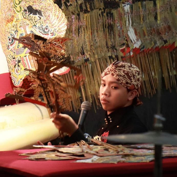 柔:版头:特稿:第7届音桥回到原乡 锺启荣盼在居銮看见世界